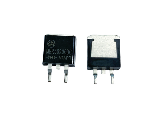 30A200V MBR30200DC Diodos de barreira Schottky Convertidores de corrente contínua/corrente a bordo TO-263