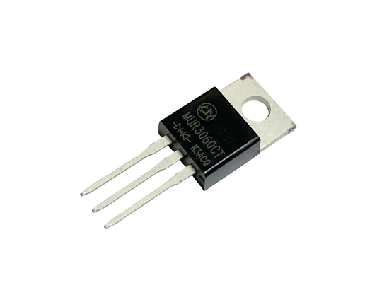 30A600V MUR3060CT TO-220AB 25ns Rectificadores de recuperação ultra-rápidos para circuitos de alta frequência